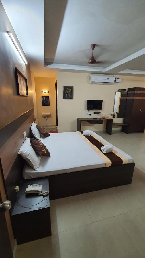 Hotel S4 Residency Chennai Zewnętrze zdjęcie