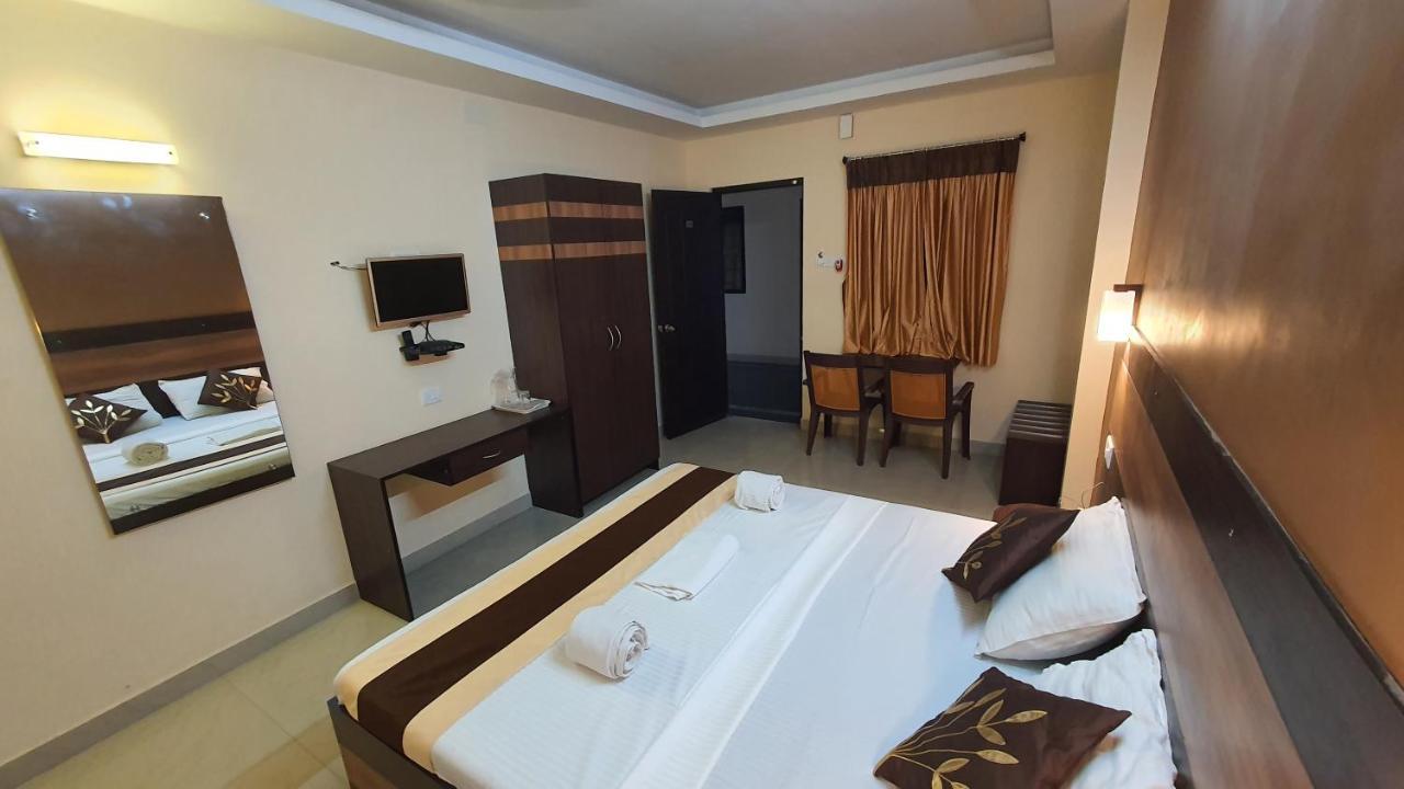 Hotel S4 Residency Chennai Zewnętrze zdjęcie