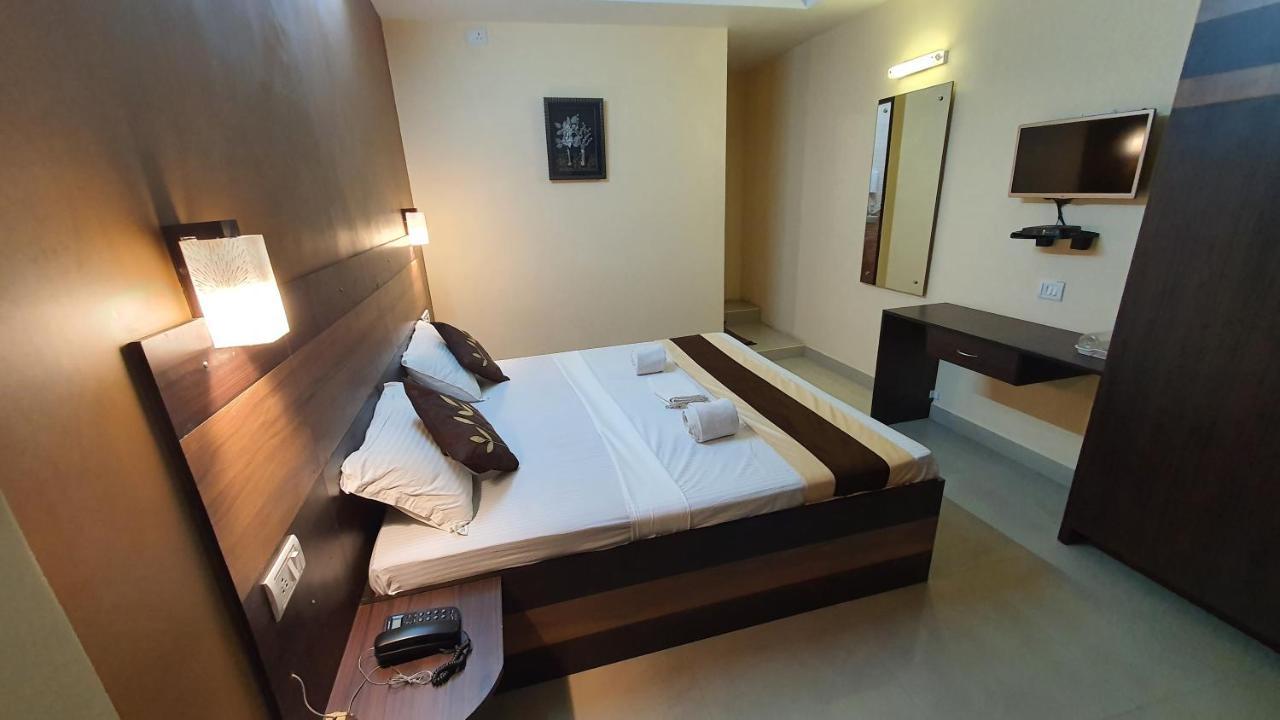 Hotel S4 Residency Chennai Zewnętrze zdjęcie